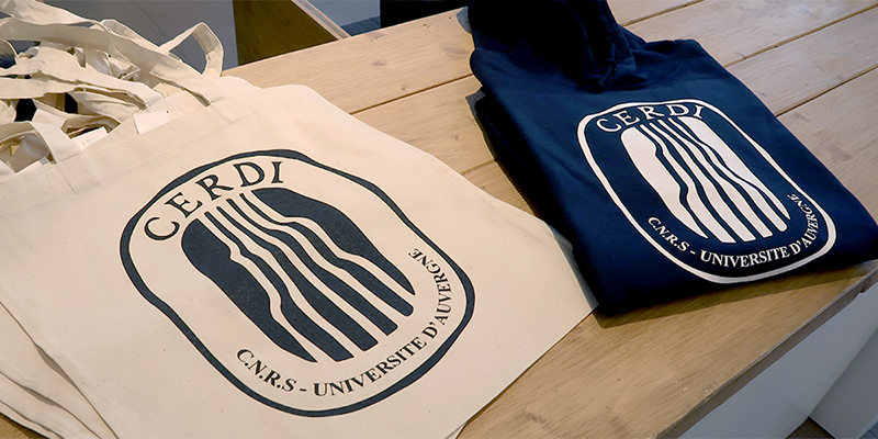 textiles personnalisés BDE couverture