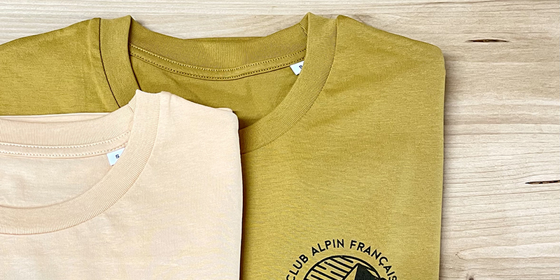 tee shirt association couverture